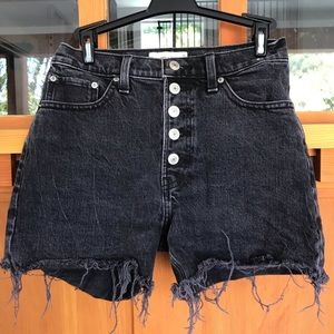 Abercrombie high rise short size 25